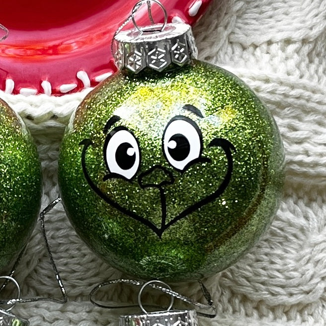 Grinch family ornament